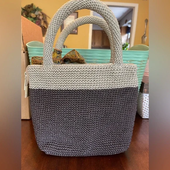 NWT Batik Keris Bag with Dustbag - Picture 3 of 10